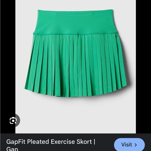 GapFit Pleated Exercise Skort - Picture 6 of 6